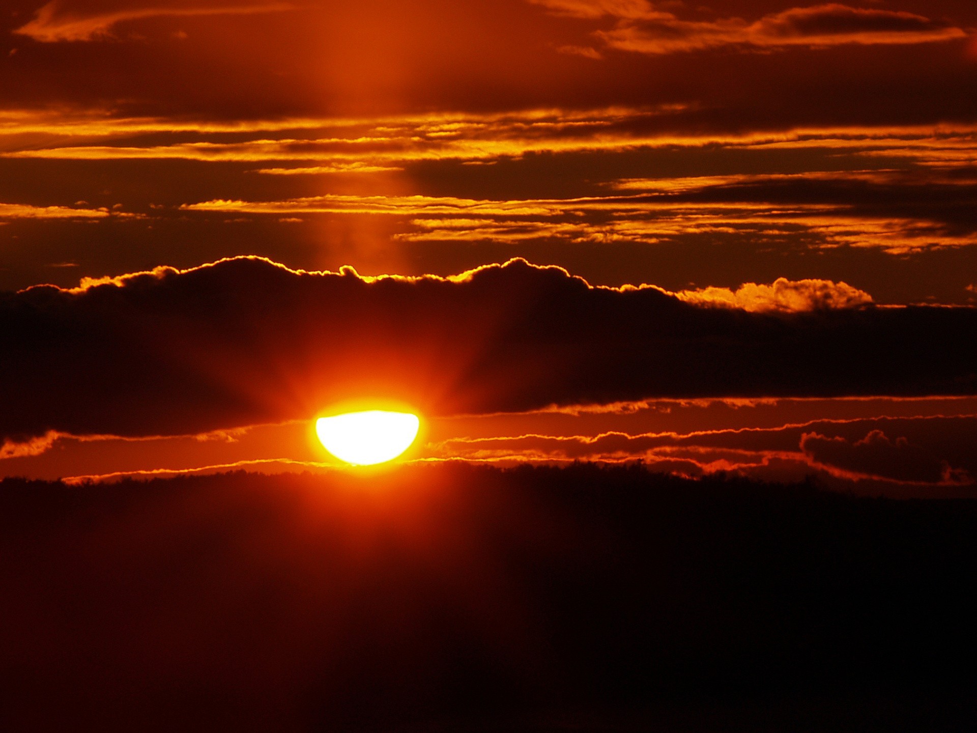 sonne wolken sonnenuntergang