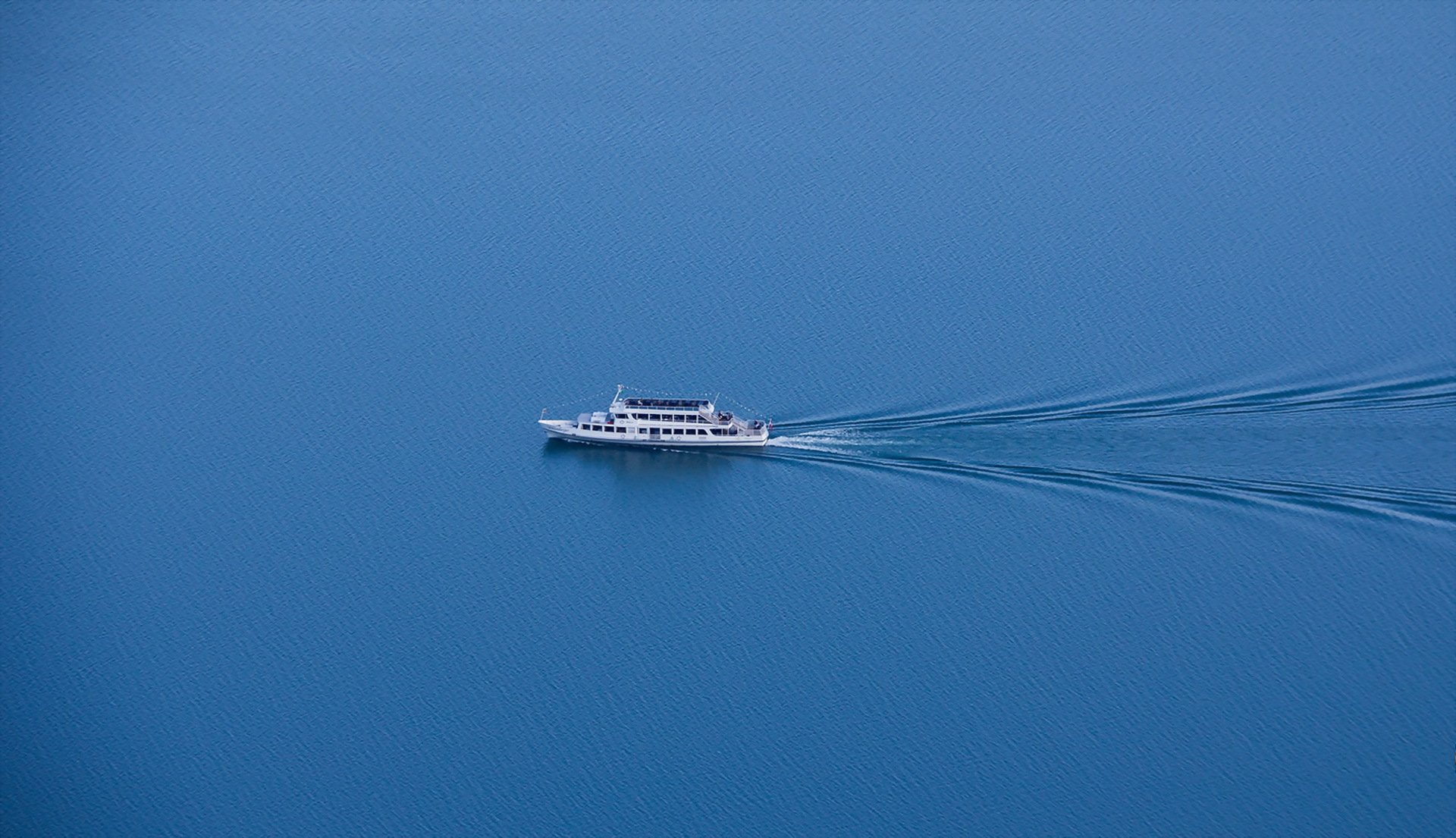 meer schiff minimalismus