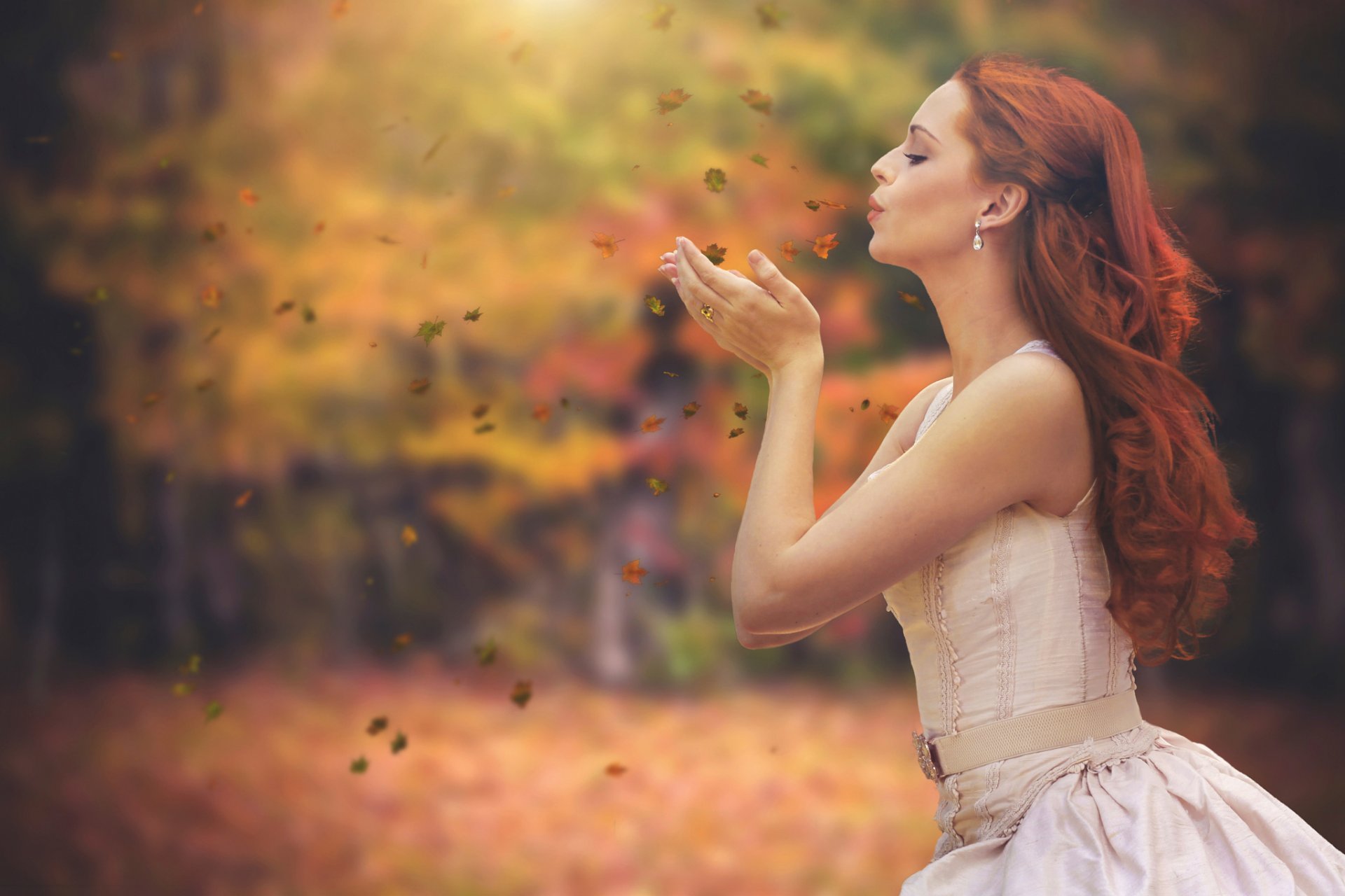 herbst blätter mädchen