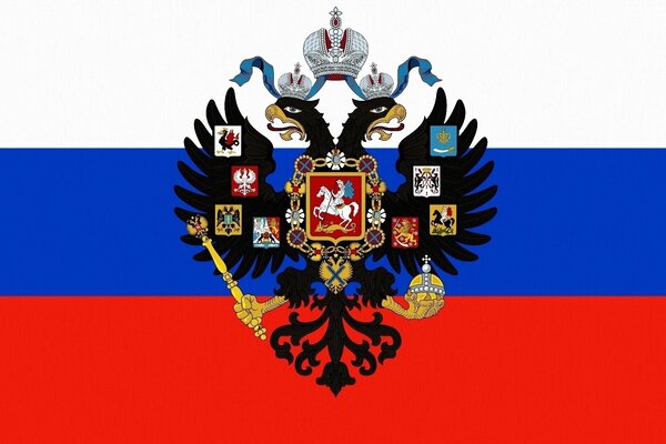 Das Wappen von Russland auf dem Hintergrund der Flagge Russlands