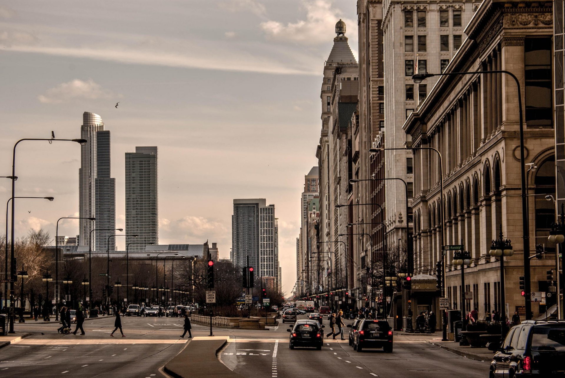 chicago illinois stadt straße wolkenkratzer verkehr autos leute