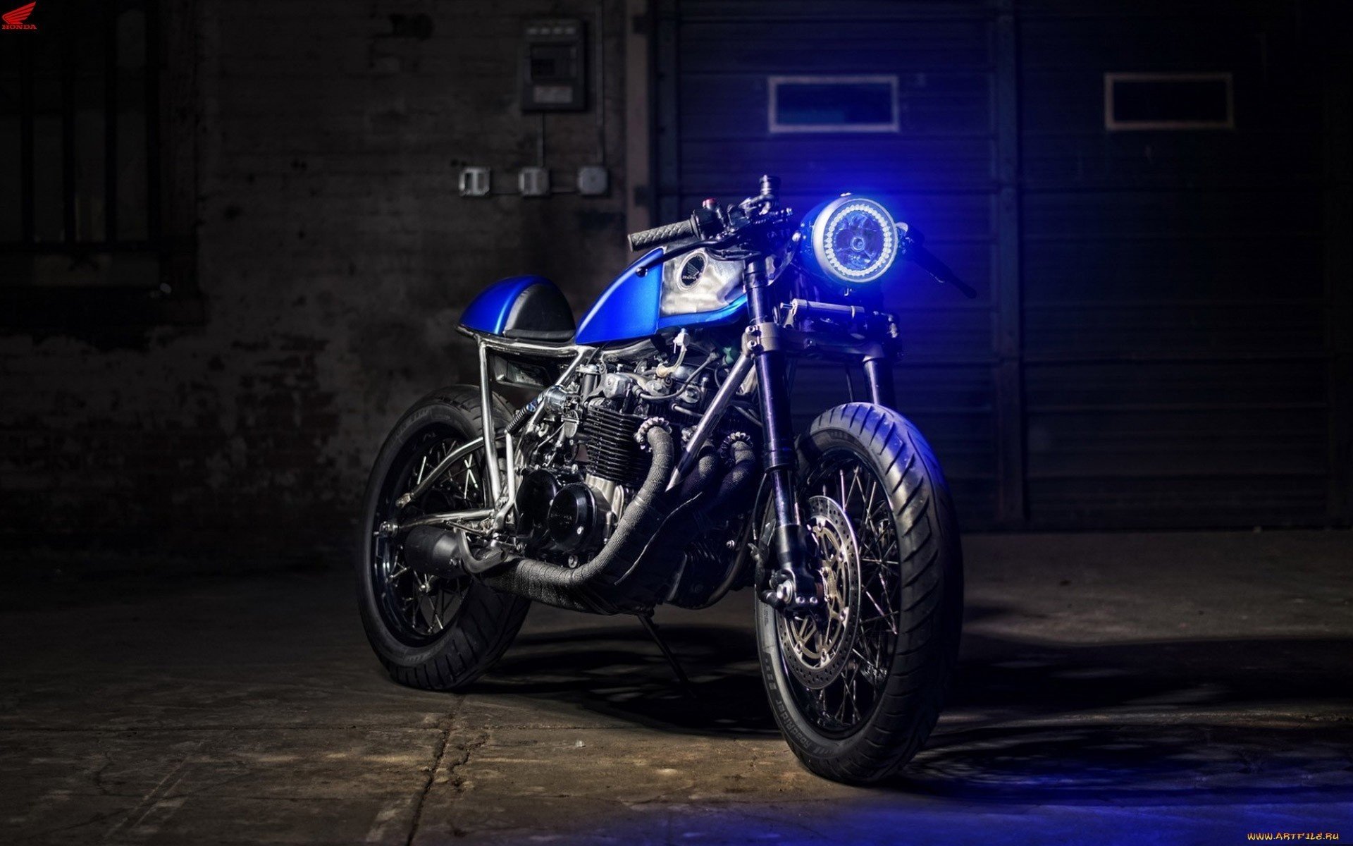 classic honda cafe-racer custom customs café-racer tunning customizing motorräder style klassik honda