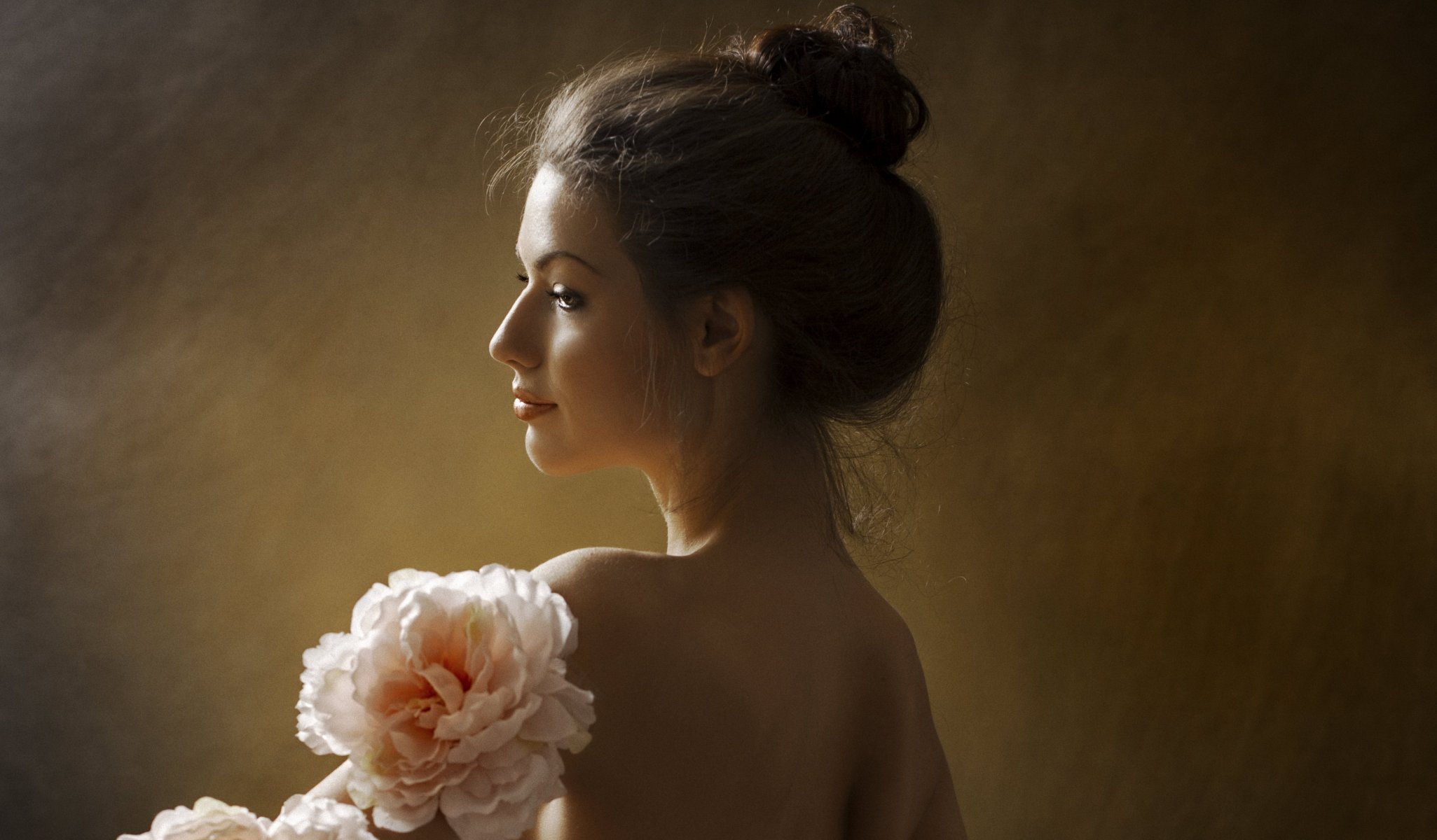 mädchen profil wimpern haare rücken blumen hintergrund