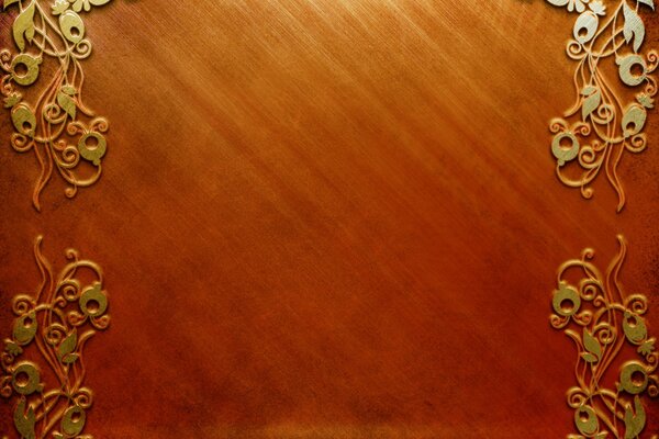 Metallverhüllungen auf Holzhintergrund