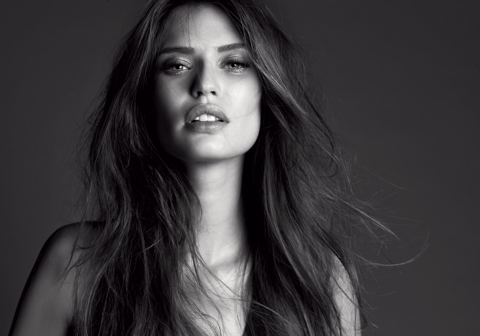 bianca balti bianca balti model mädchen schwarz und weiß