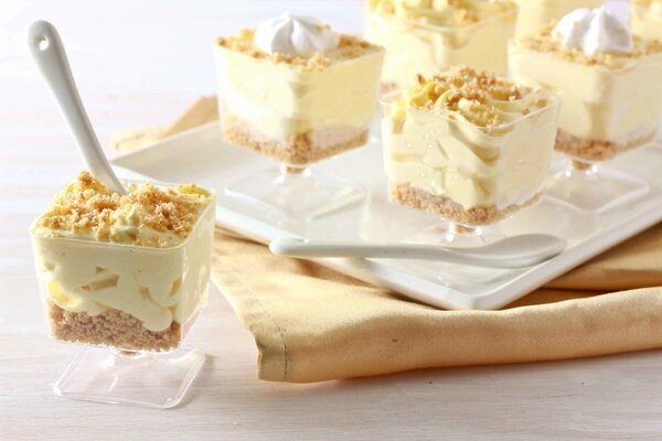 Ein paar Rabatte in Portionsbechern