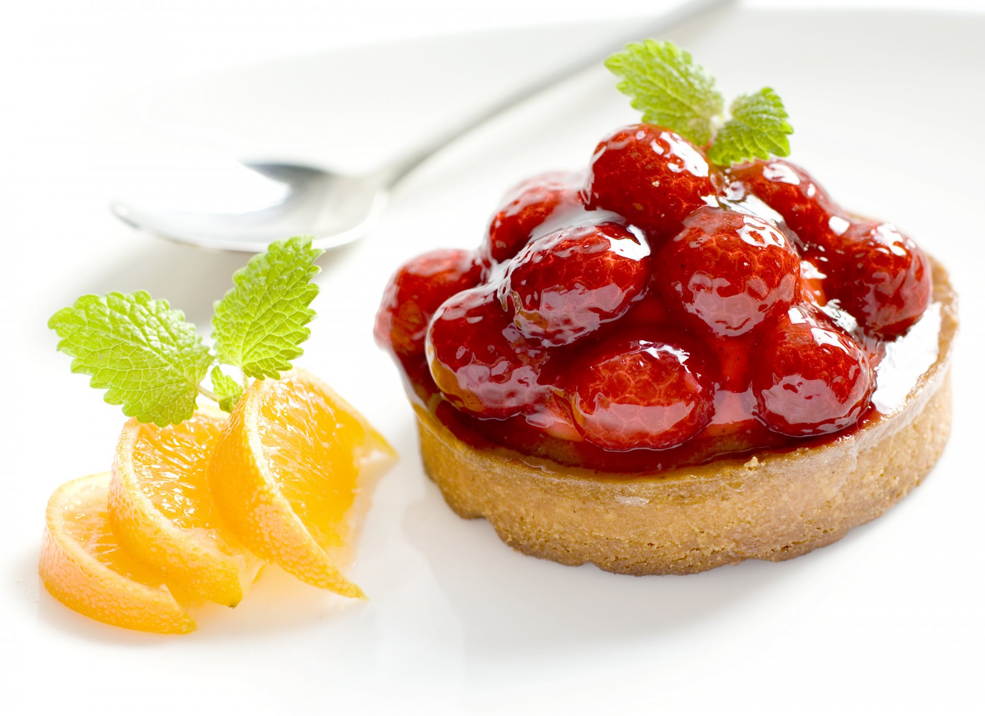 essen kuchen marmelade beeren himbeeren scheiben orange süß