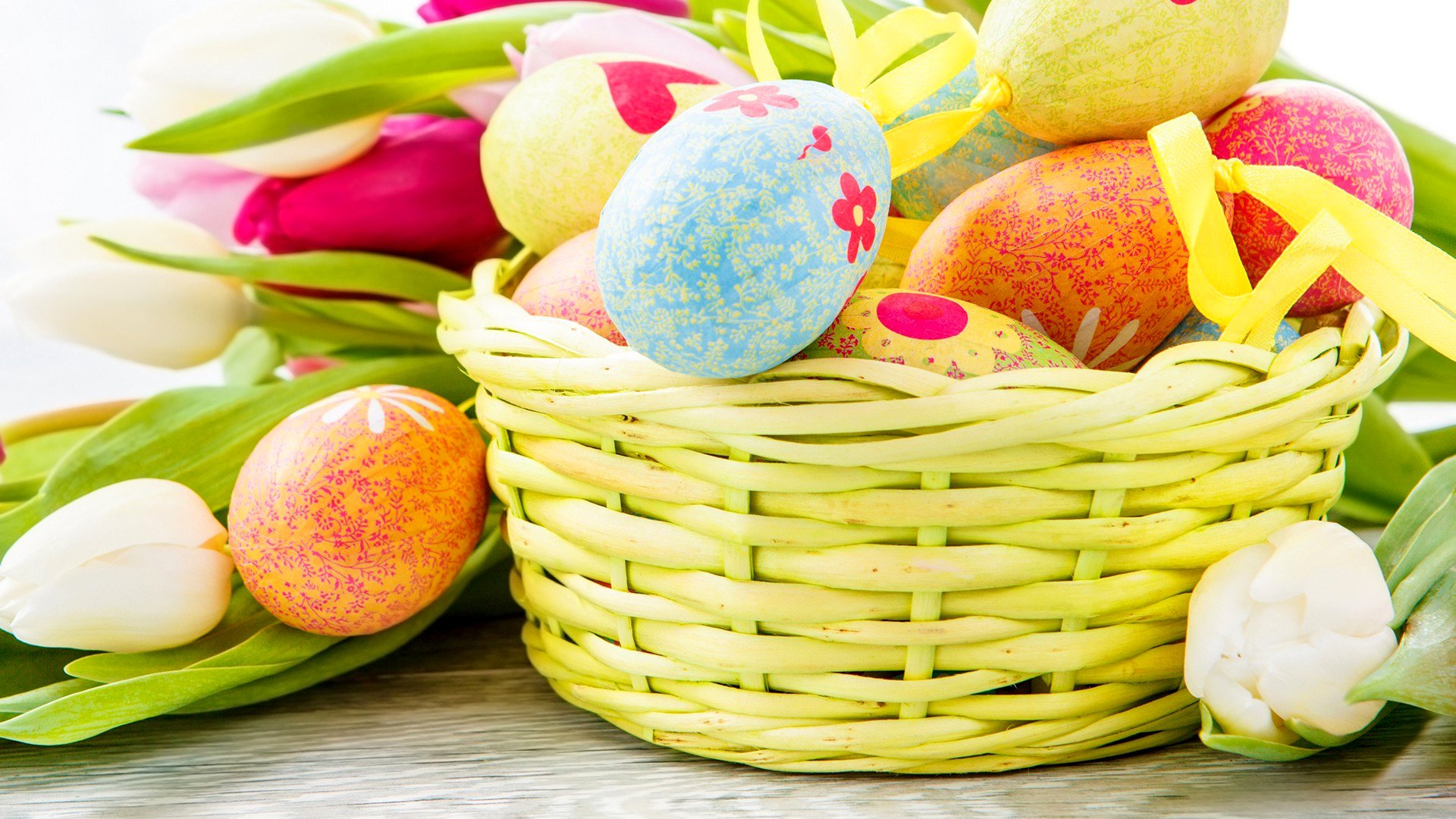ostern eier korb blumen tulpe