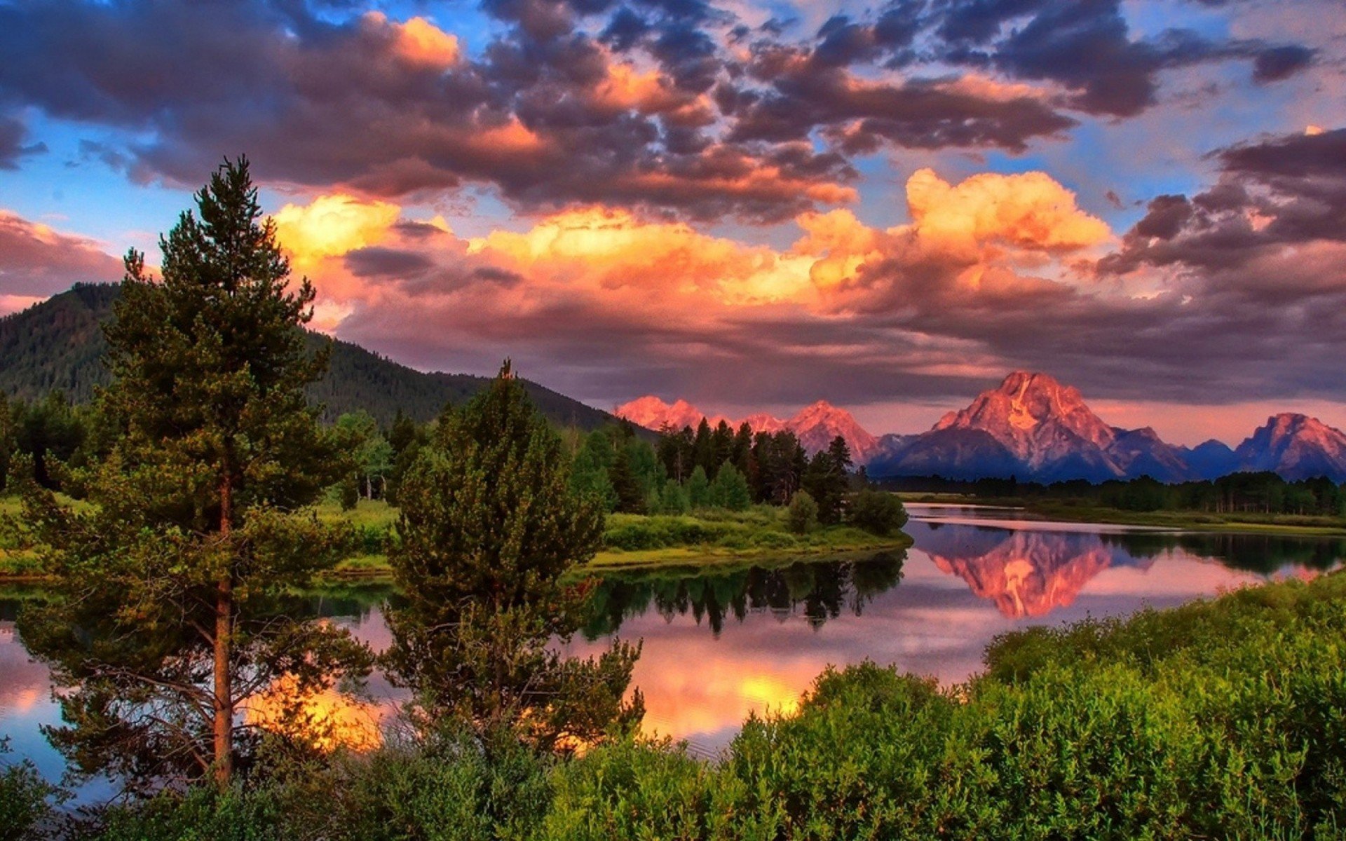 fluss sommer berge wald bäume himmel wolken natur foto