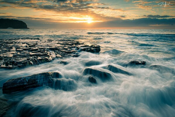 Sonnenuntergang am Tasmanischen Meer in Australien
